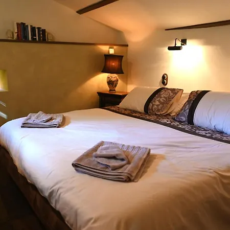 La Maison De L'ecrivain * La Bastide-l'Eveque