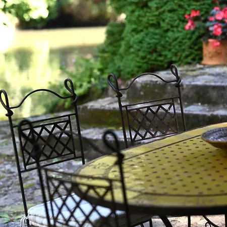 La Maison De L'ecrivain * La Bastide-l'Eveque