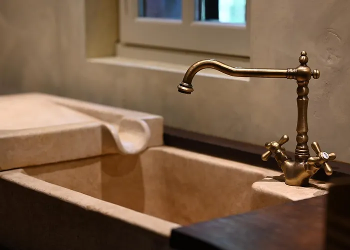 La Maison De L'ecrivain La Bastide-l'Eveque